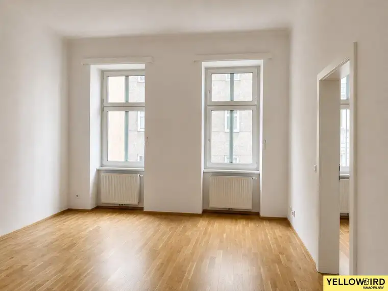 Etagenübergreifende, helle 6-Zimmer-Wohnung mit 2 künftigen innenhofseitigen Balkonen in Ruhelage nahe Belvedere I Sanierungsbedürftig