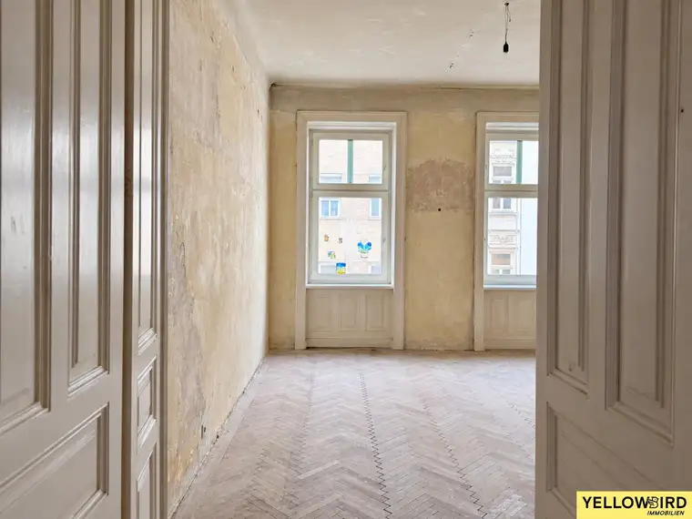 Helle 4-Zimmer-Wohnung mit künftigem innenhofseitigem Balkon in Ruhelage nahe dem Belvedere I Sanierungsbedürftig
