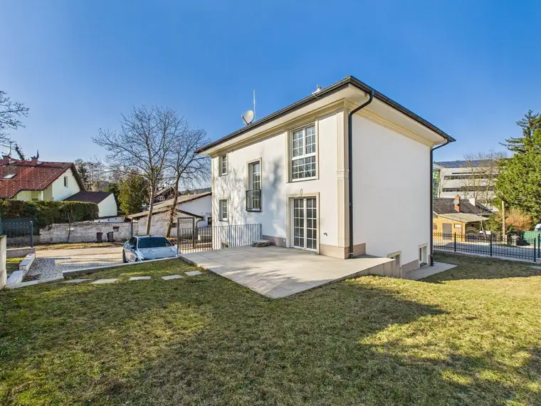 Belagsfertiges Einfamilienhaus mit 134 m² Wohnfläche | Kierling | Klassische Eleganz
