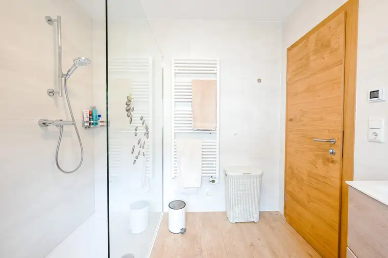 Neuwertig: Moderne Eleganz - 4-Zimmer Eigentumswohnung in Söll