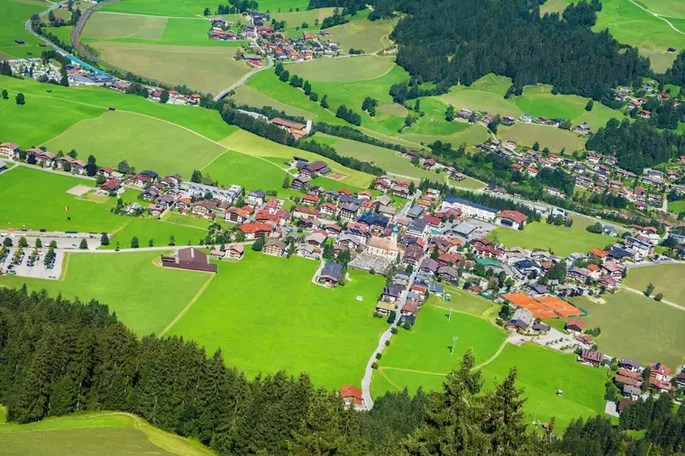 Begehrtes 800 m² Grundstück mit touristischer Widmung