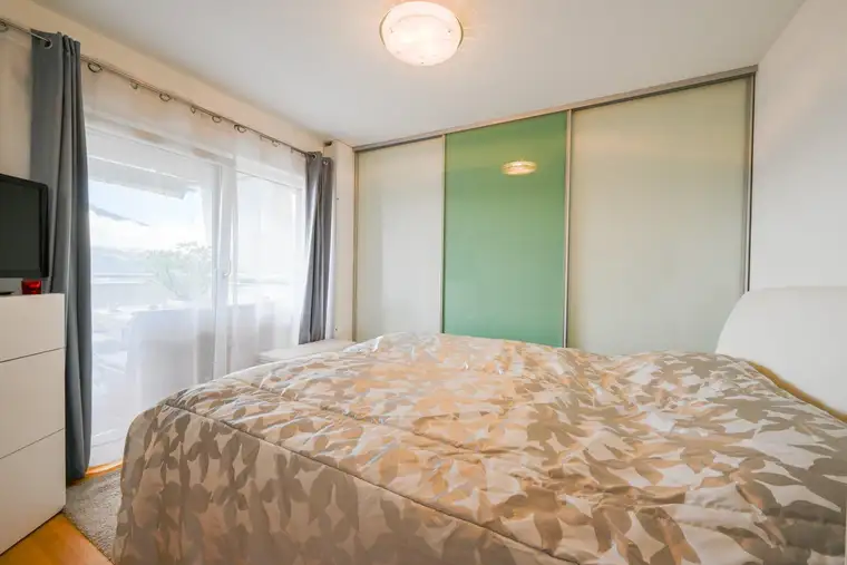 3-Zimmer-Wohnung in Thaur mit Terrasse im mediterranen Stil, Balkon &amp; zwei Autoabstellplätzen