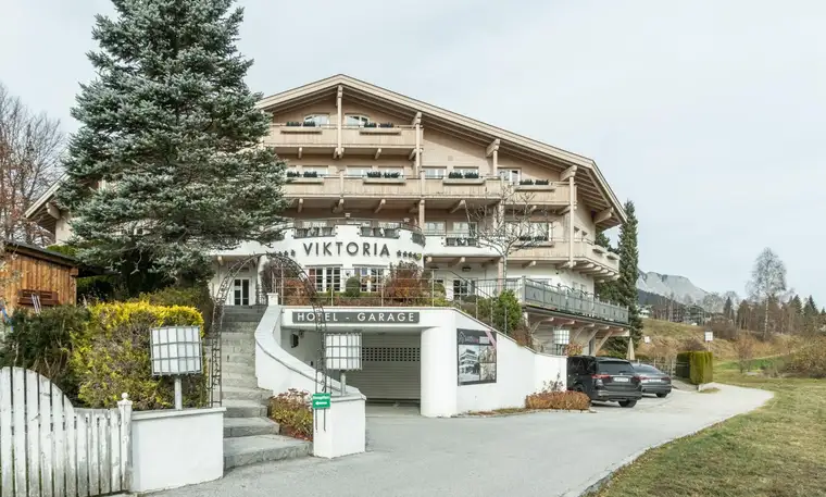 Investment: Wunderschöne 3-Zimmerwohnung mit Terrasse und Tiefgaragenstellplatz