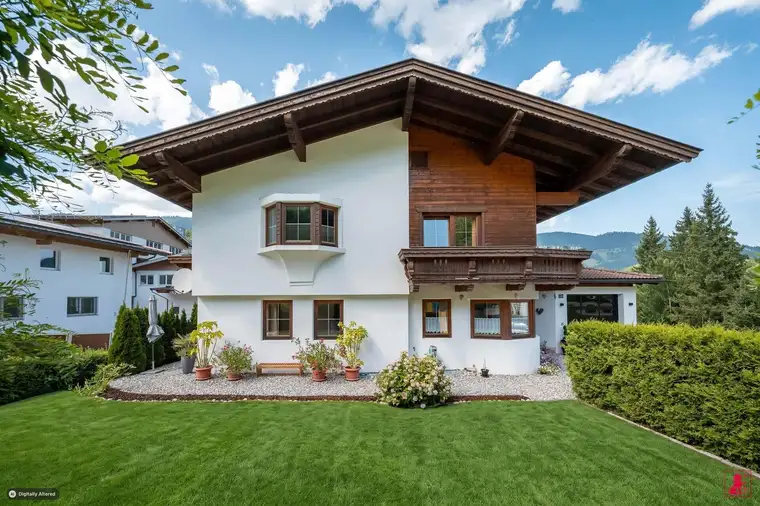 Liebevoll gepflegtes Zweifamilienhaus mit Garten und Panoramablick in Thiersee