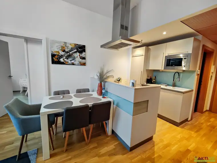 Luxuriöse Wohnung direkt in der Thermen Hotelanlage, SPA &amp; Wellness und Stellplatz inkludiert.
