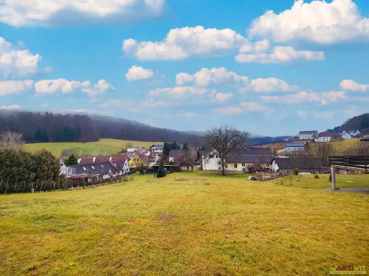 Baugrund für bis zu ca. 350 m² Wohnfläche. - Wohnlage nahe Gleisdorf, 25 Min. vor Graz.