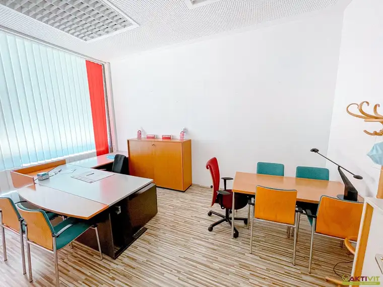 Geschäftslokal zentral in Knittelfeld. - Vielseitiges Potential für ihren Standort. - Auch Miete möglich.