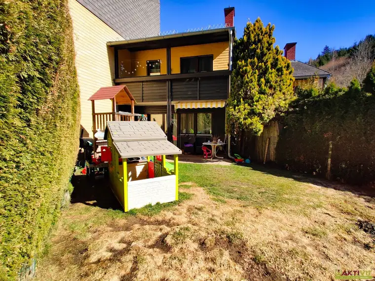 Familienfreundliches Reihenhaus mit Garten und Garage in ruhiger Lage von Judenburg.