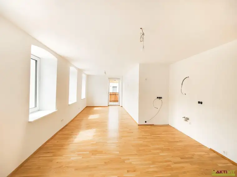 2-Zimmer-WE mit Balkon und Stellplatz! - Haupt- &amp; Zweitwohnsitz sowie touristische Vermietung möglich.