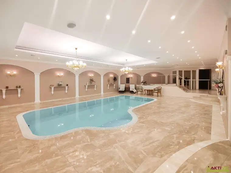 Private Wellness-Residenz mit medizinischem Spa &amp; absoluter Ruhelage – 420 m² Wohn und Geschäftsfläche.