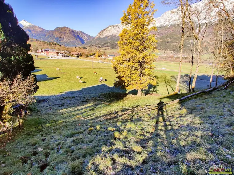 Wohnen in Ruhelage: Baugrundstück mit guter Infrastruktur in Niederöblarn.