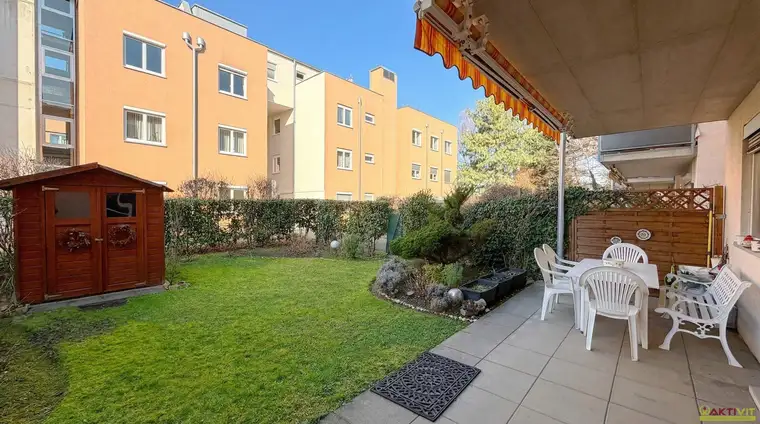 Gepflegte Gartenwohnung mit Terrasse und Garagenplatz in Graz-Wetzelsdorf.