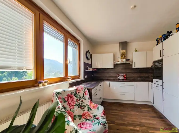 Wohnen nahe dem Faaker See – Wohnung mit Balkon und Carport