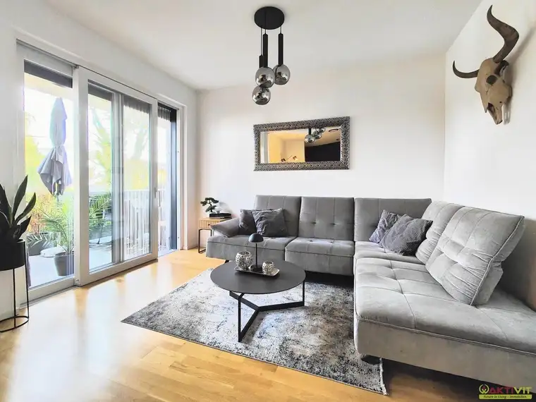 Neuwertige 4-Zimmer-Wohnung mit Südbalkon und Tiefgaragenplatz in Leibnitz