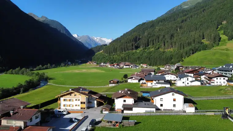 Baugrundstücke in Bestlage von Neustift