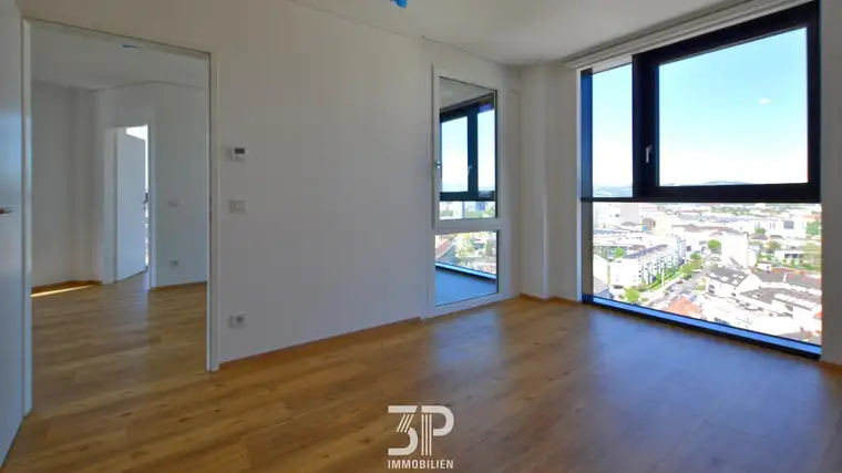 High Five: 3-Zimmer Wohnungen 1. - 20. Stock ab monatl. € 930,- inkl. BK