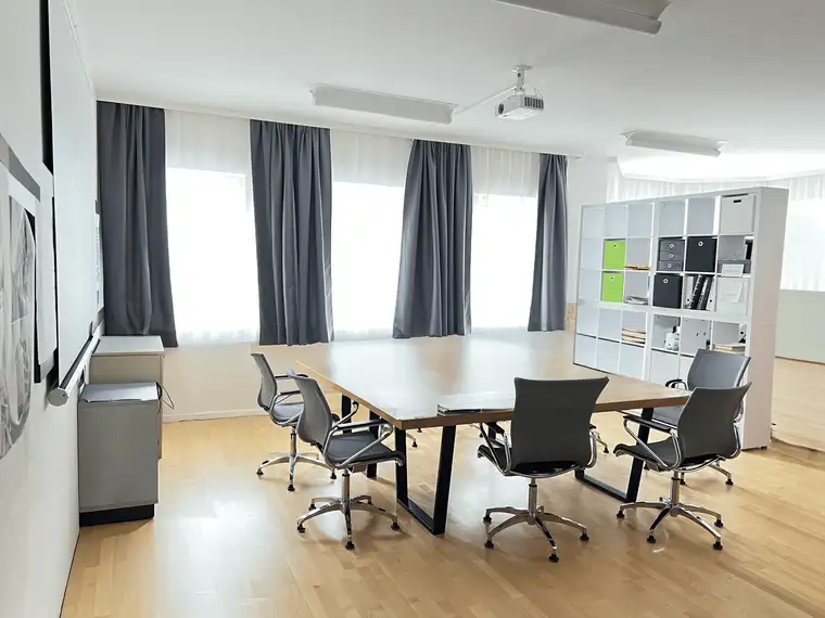 Büro/ Praxis in zentraler Lage - provisionsfrei