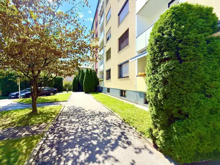 Wohnen mit Weitblick – Moderne Wohnung nahe Stadtzentrum und Infineon
