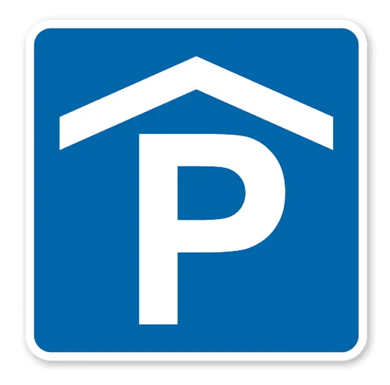Innsbruck-Pradl: Stapelparkplatz / Duplex