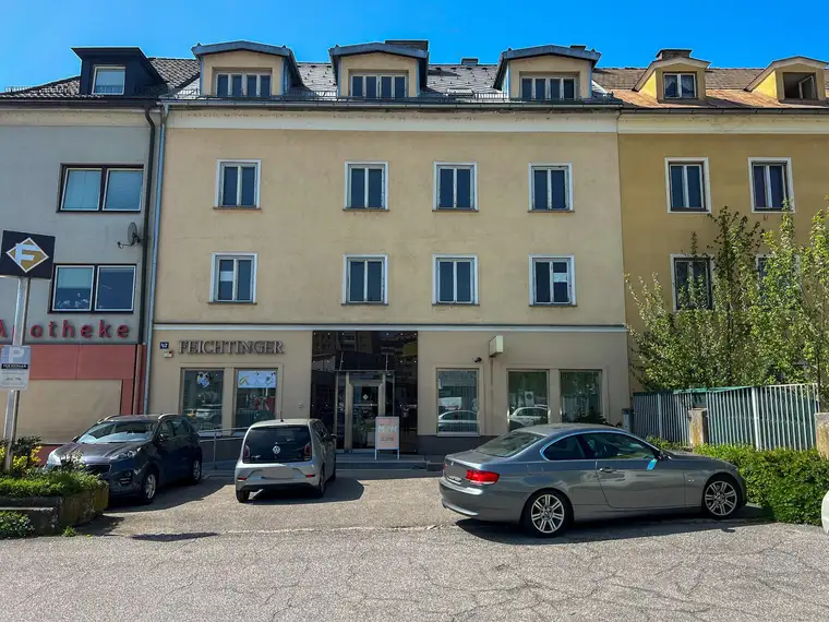 RENDITEOBJEKT: Attraktives Zinshaus samt Nebengebäude in bester Villach-Lage
