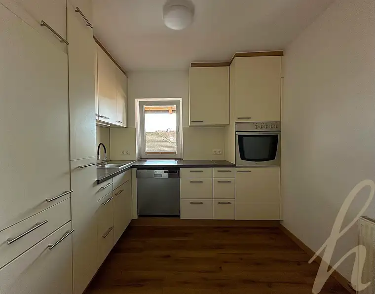 ERSTBEZUG nach Sanierung – attraktive 2-Zimmer-Wohnung im Herzen von Birgitz