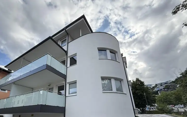 Karin Etzlinger, Etzlinger Alpine Immo GmbH