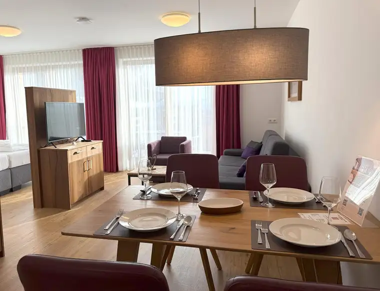 Studio Apartment mit privater Sauna und Pool zur touristischen Vermietung, nur 100 Meter von der Ski-Talabfahrt in Saalbach entfernt