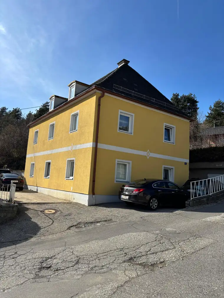 PRİVAT MEHRFAMILİENHAUS