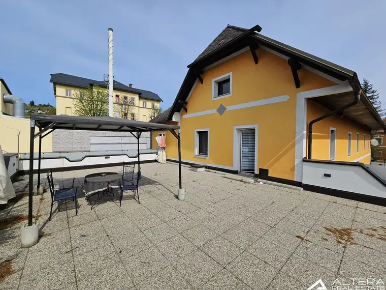 St. Nikolai im Sausal! - Haus mit Potential für mehrere Wohneinheiten und auch für Gastronomie in guter und zentraler Dorflage!