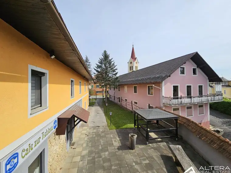Mehrobjekthaus mit Potential als Anlage auch für Gastronomie in guter und zentraler Dorflage!
