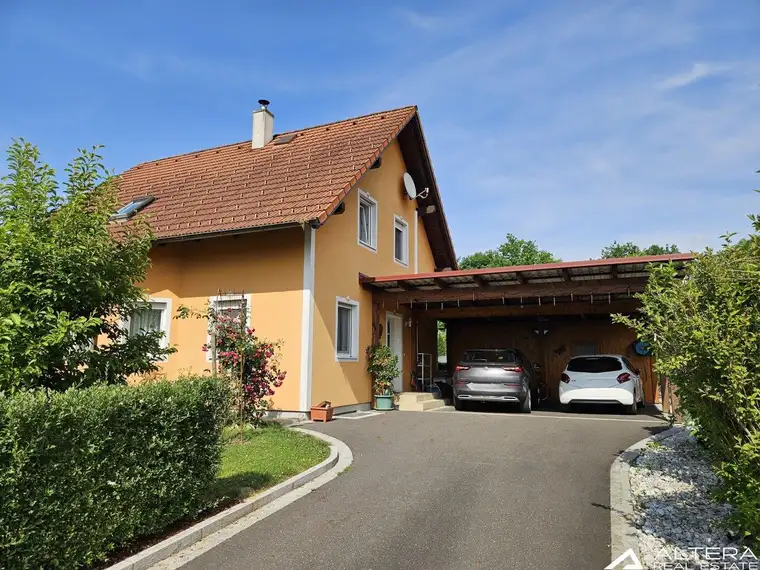Gabersdorf! - Gepflegtes Einfamilienhaus mit Terrasse und Doppel-Carport in Siedlungslage!
