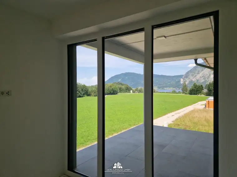 DEIN ZUHAUSE mit Blick auf Traunsee und Traunstein TOP B