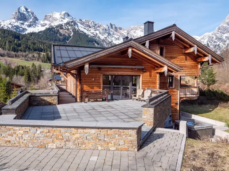 Prachtvolles Landhaus mit Ski in/Ski out in Hinterthal