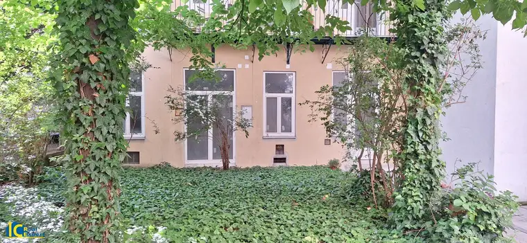 Arbeiten im urbanen Loft mit Garten - Büro/Praxis in 1160 Wien für nur 185.000 €!
