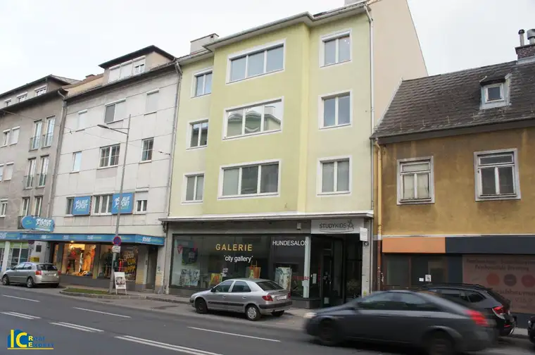 Am Puls der Stadt - schönes, helles Gassenlokal, BRACHNENFREI