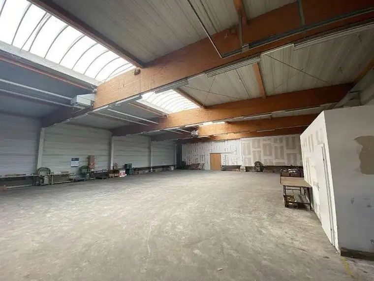 Gewerbefläche 385m² in Oberwart ab 2026 verfügbar