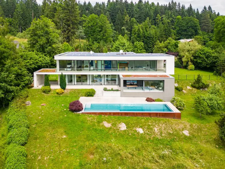 Luxusvilla-Ein Traumhaus inmitten der Natur mit erstklassiger Ausstattung