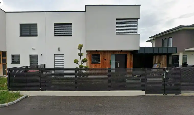 Moderne Doppelhaushälfte mit hochwertiger Ausstattung, 145m², 5 Zimmer, sowie Terrasse, Garten &amp; Garage in Pottendorf, NÖ!