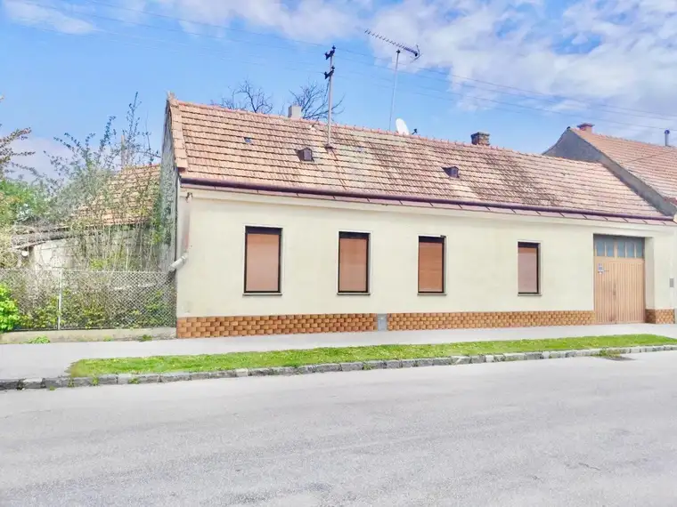 *** CHARMANTES BAUERNHAUS ***