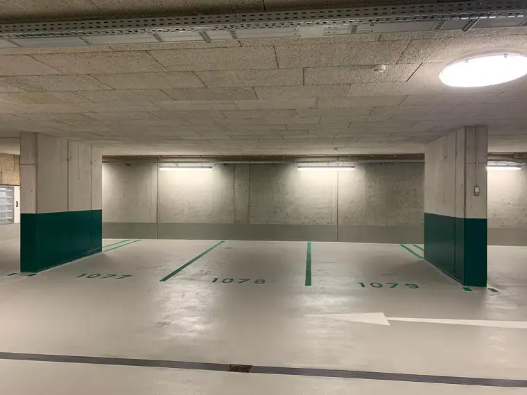 Tiefgaragenstellplatz im Stadtcarré Wilten (Westbahnhof) zu vermieten