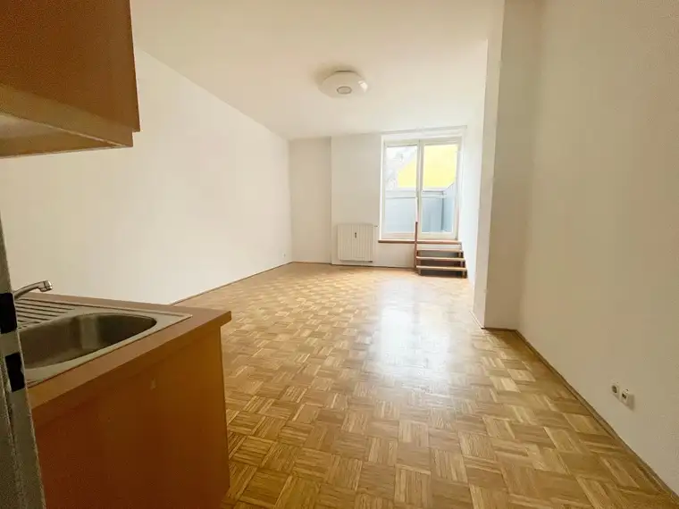 Terrassenwohnung Nähe Stadtzentrum mit TG-Platz!
