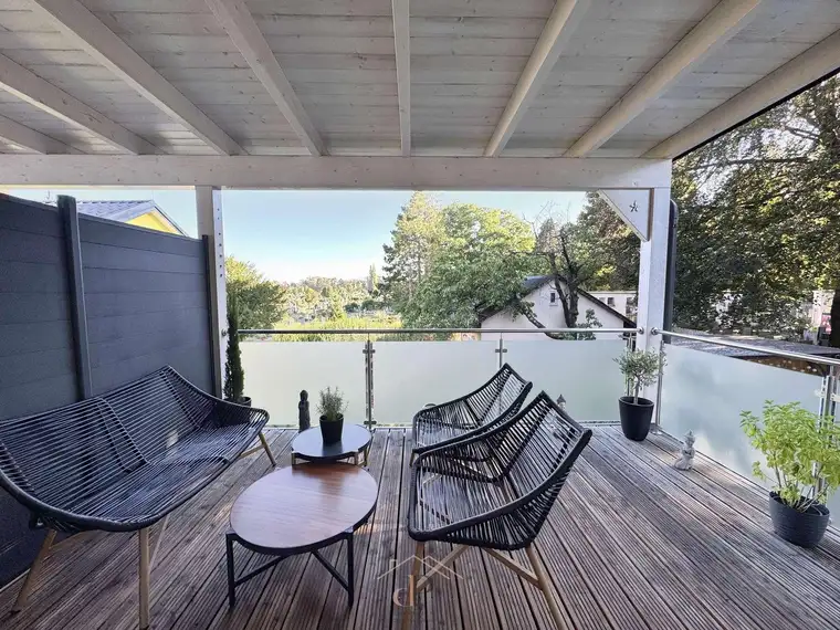 3-Zimmer Wohnung mit großem Balkon | ruhige Lage | Parkplatz