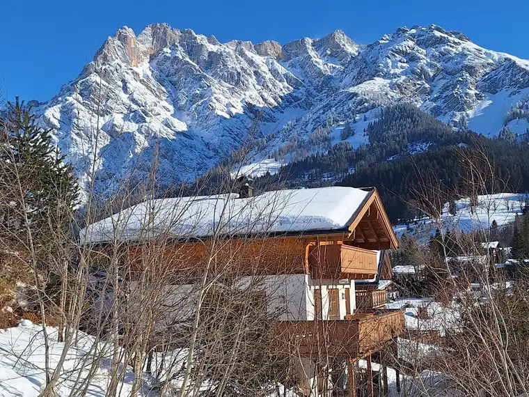 ZWEITWOHNSITZGEBIET - Wunderschön gelegenes Landhaus in Hinterthaler Sonnenhang-Toplage