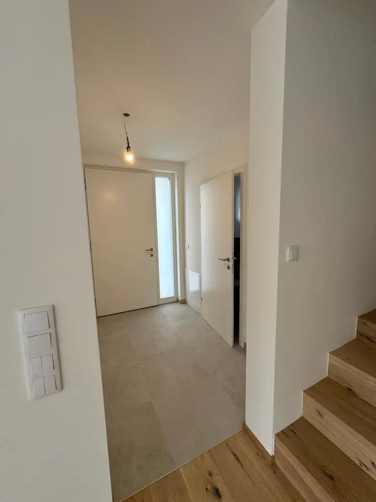 Doppelhaushälfte - JETZT MIETEN-SPÄTER KAUFEN MIT 50% GUTSCHRIFT - 130 m2 + Keller - Garten Süd-West Ausrichtung - bei Lobau