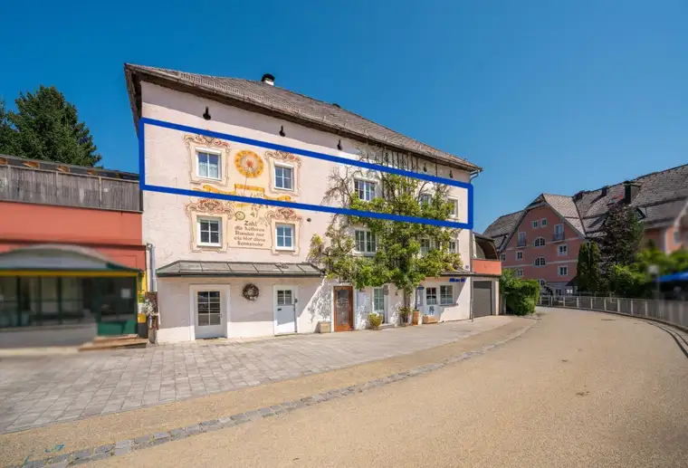 zur Sonnenuhr - Historischer Charme trifft großzügigen Wohnraum