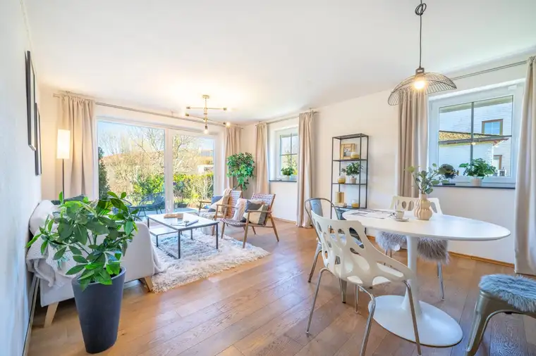 GartenTraum im nördlichen Flachgau – 3 Zimmer mit Terrasse und großem Garten in Irrsdorf