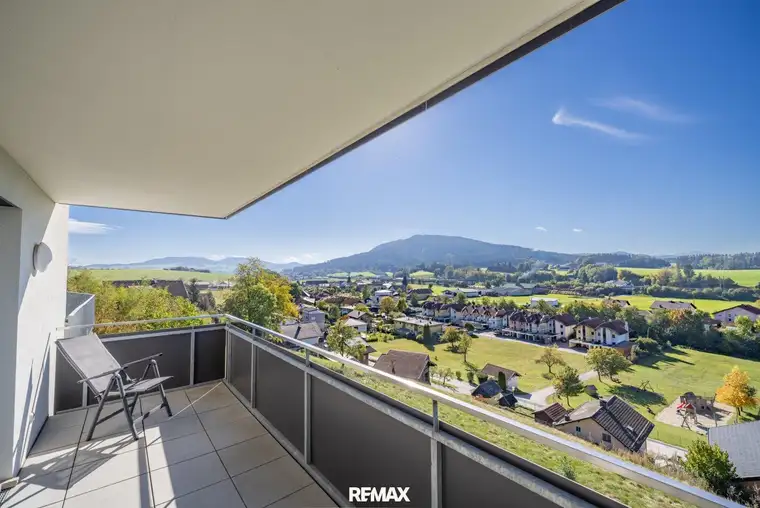 Modernes Wohnen mit viel Platz – attraktive 4-Zimmer-Wohnung mit Balkon in Straßwalchen!