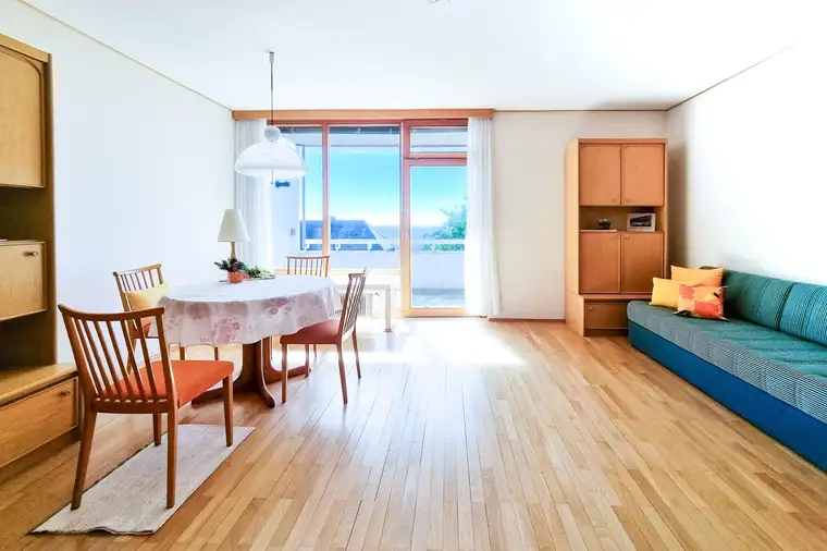 Idyllischer Rückzugsort inmitten der Natur: Charmante 1-Zimmer-Wohnung mit Loggia &amp; Garage in St. Radegund bei Graz