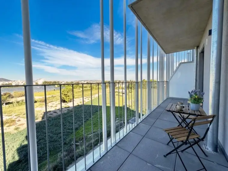 ERSTBEZUG NAHE ALTE DONAU_KAHLENBERG-BLICK_MODERNE 2-ZIMMER-WOHNUNG MIT WESTBALKON