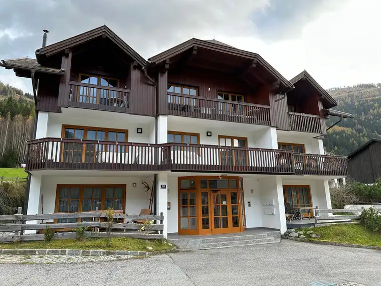NEUER PREIS - Wunderschöne 3-Zimmer-Wohnung direkt an der Skipiste in Bad Kleinkirchheim